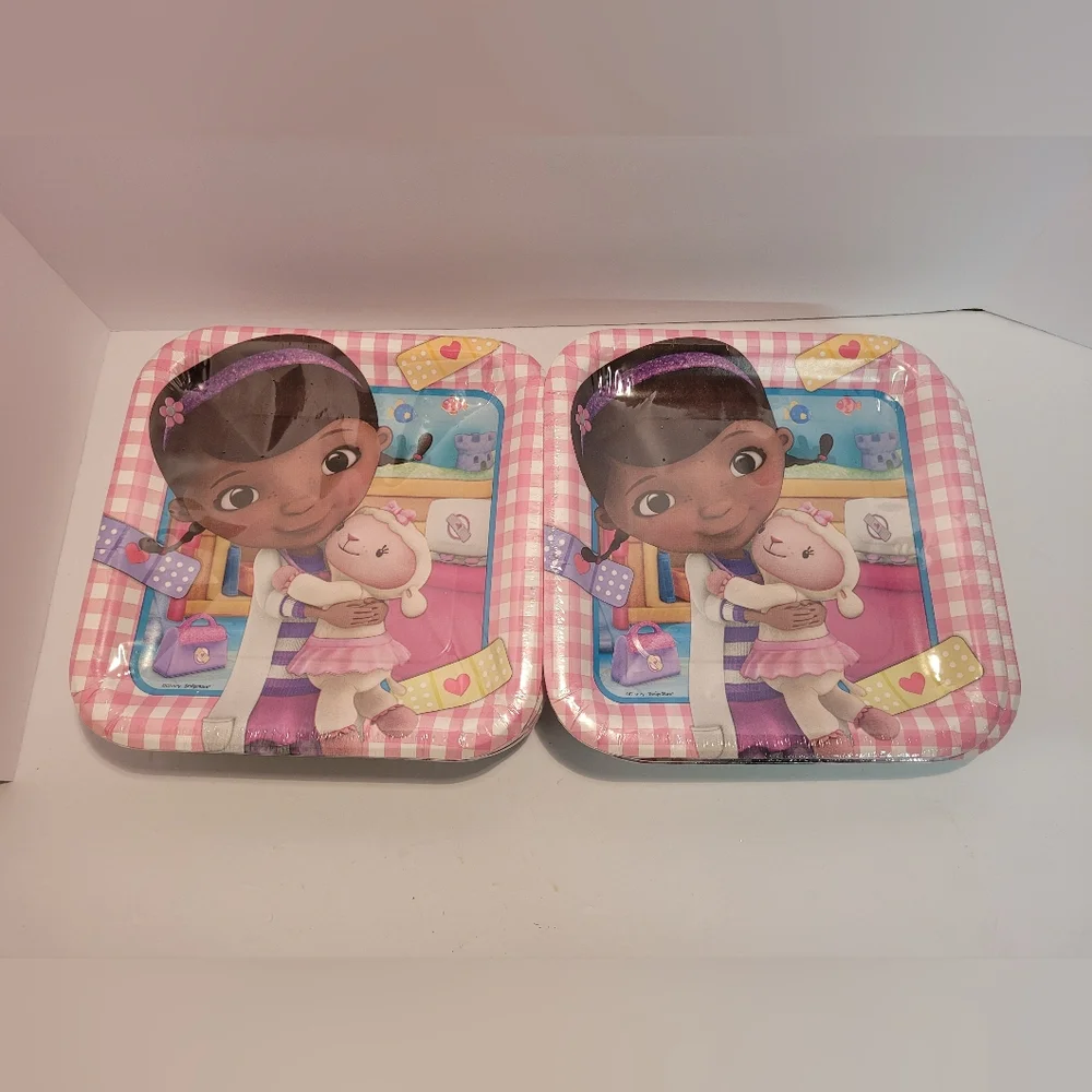 Disney doc mcstuffins discontinued paper plates 10 pack with 8 each